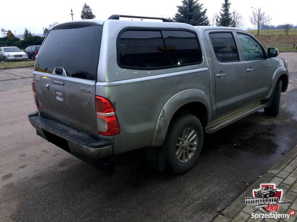 Zabudowa Toyota Hilux Hardtop 19 terenowe