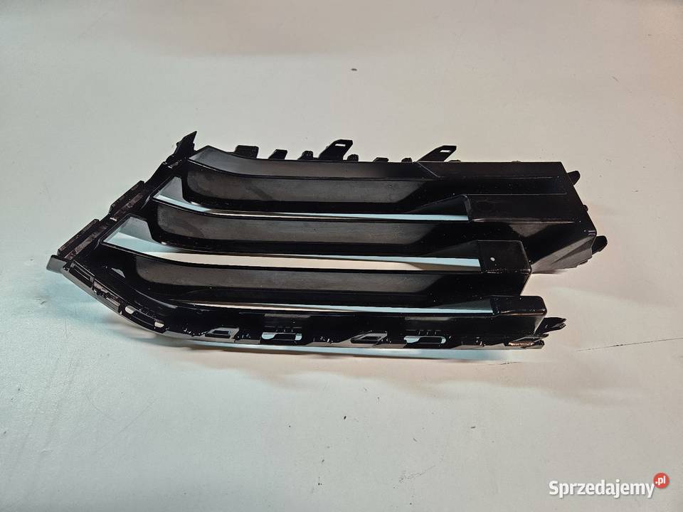 BMW X2 F39 KRATKA PRAWA ZDERZAKA PRZÓD 7429016 Międzychód