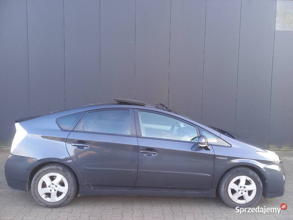 toyota prius 3 2010 bezwypadkowa pelna unikat