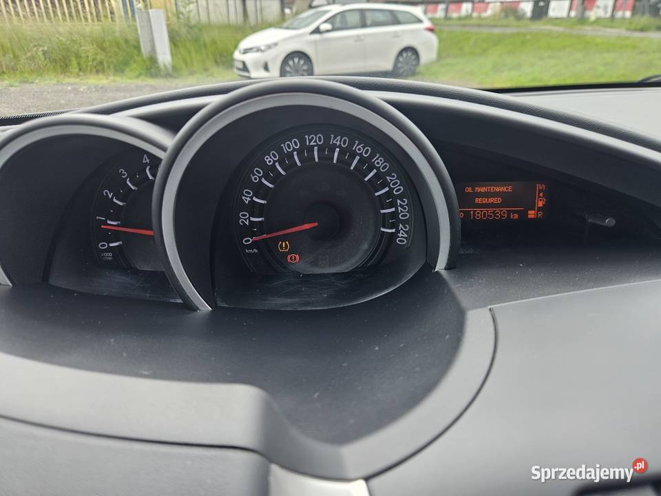 Toyota Verso klima navi samochod bezwypadkowy Rok produkcji 2014 śląskie Tychy