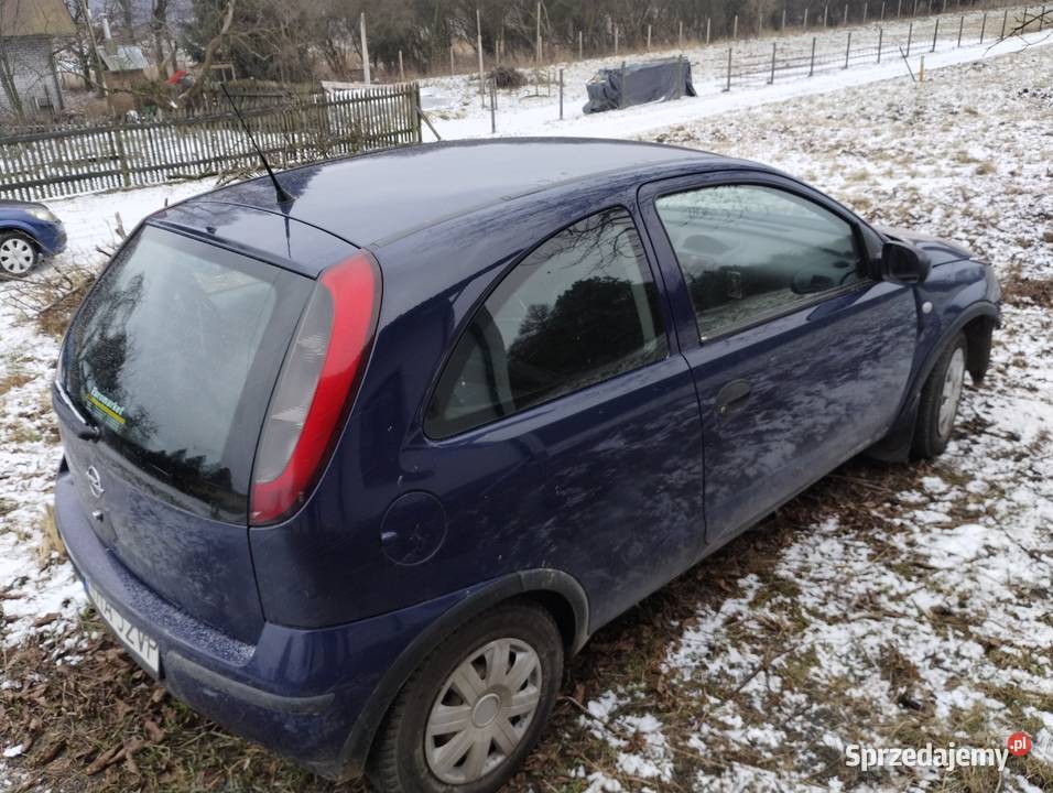 Sprzedam Opla Corsę C 2003r stluczce benzyna Motoryzacja Krzeszowice sprzedam