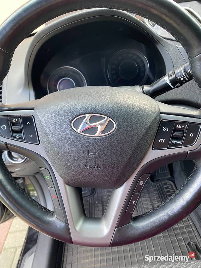 Hyundai i40 mały przebieg wielofunkcyjna kierownica łódzkie Opoczno