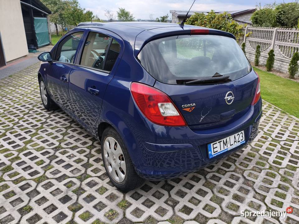 Opel Corsa 12 LPG 2011 145500km Samochody osobowe Glinnik