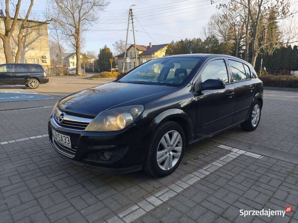 Opel Astra H 17 100 2007r czarny Wrocław