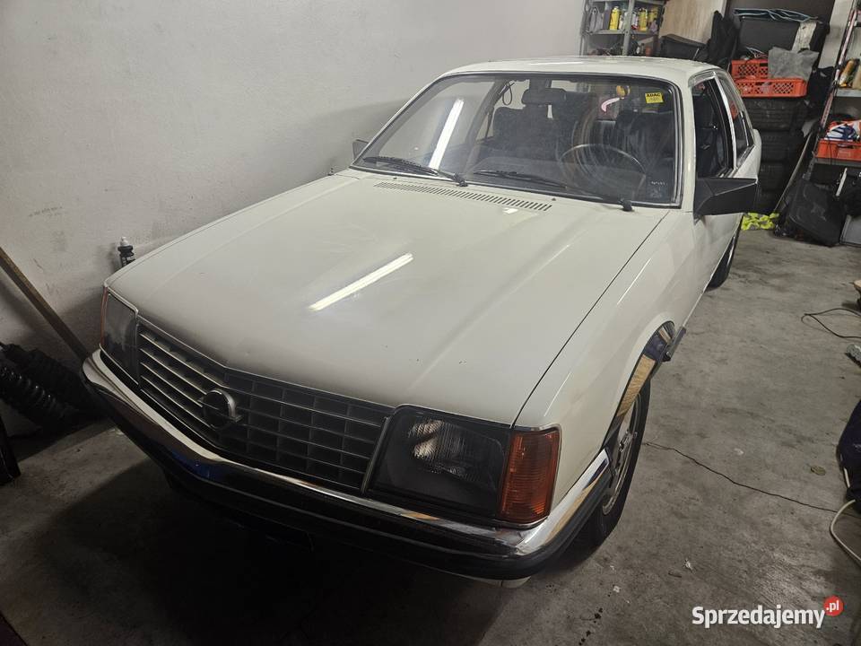 Opel Commodore 25 Berlina cupe automatyczna opolskie Opole