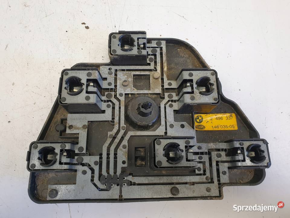 BMW E39 sedan WKŁAD TYLNEJ LAMPY Lewy tył Rudka