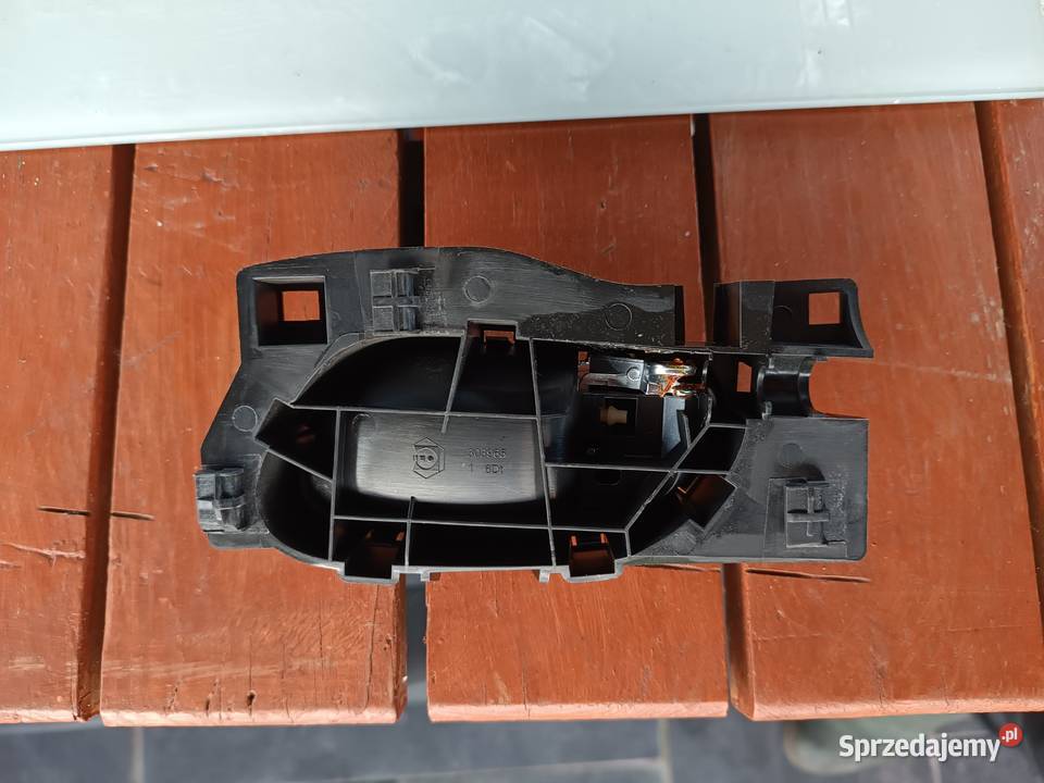 Klamka drzwi prawy przód Peugeot 208 wielkopolskie Turek