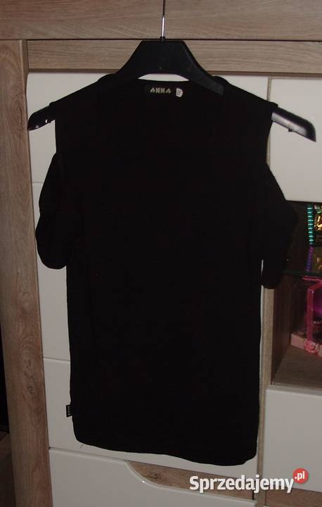 Czarna Bluzka z opuszczonymi rękawkami ANNA Rawicz