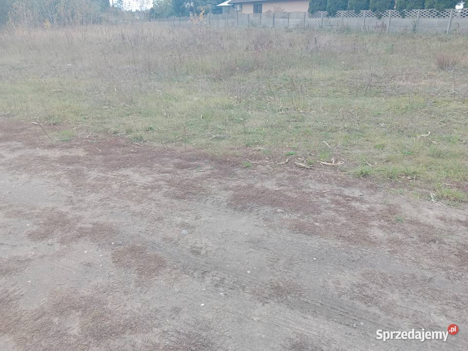 Sprzedam działkę budowlaną uzbrojona 1296m