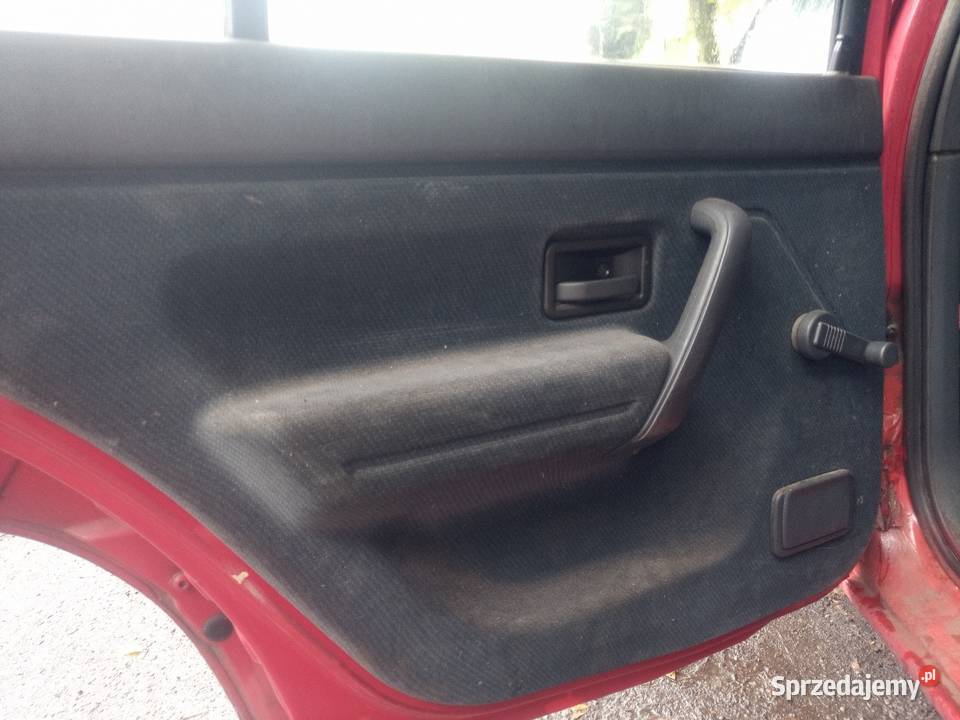 Renault 19 uszkodzony 19 Ruda Śląska