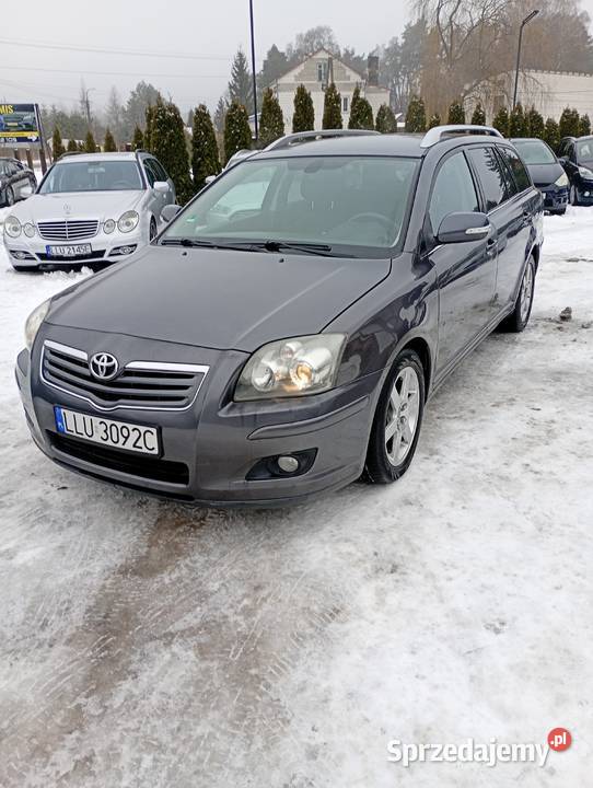 SprzedamToyotę Avensis kombi 20 d zamiana