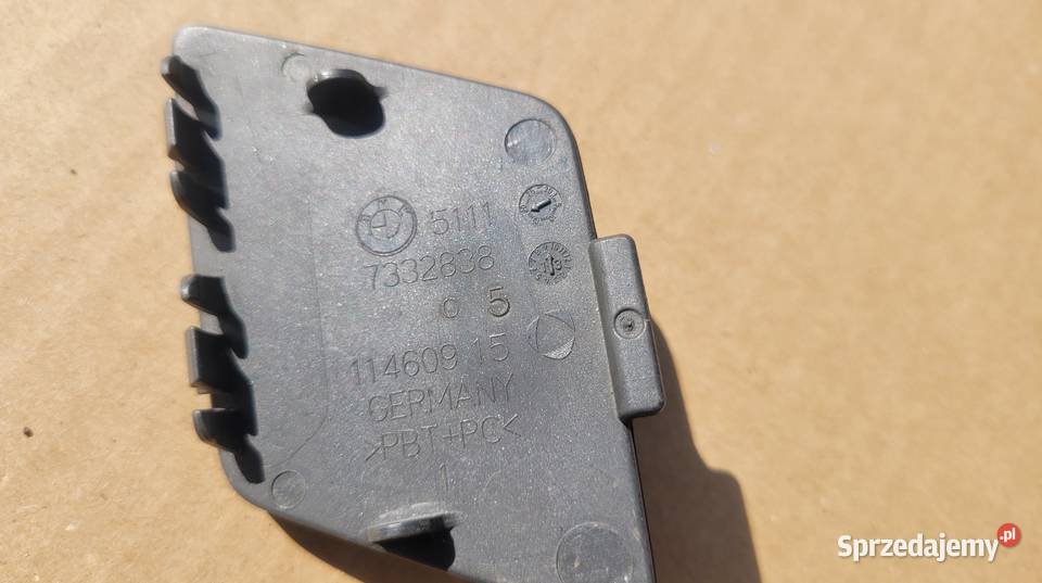 BMW F10 F11 LIFT ZAŚLEPKA HAKA HAK ZDERZAK PRZÓD Motoryzacja śląskie Ruda Śląska