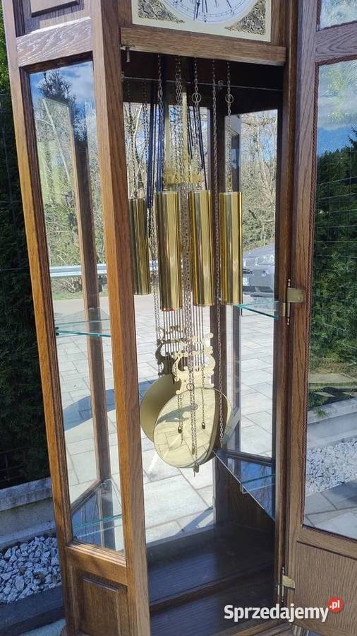 Zegar stojący w skrzyni dębowej witryna Iwonicz-Zdrój