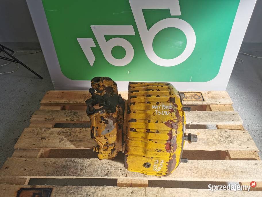 Zwrotnica Matbro TS 260 Carraro Prawy tył Wilkowo sprzedam