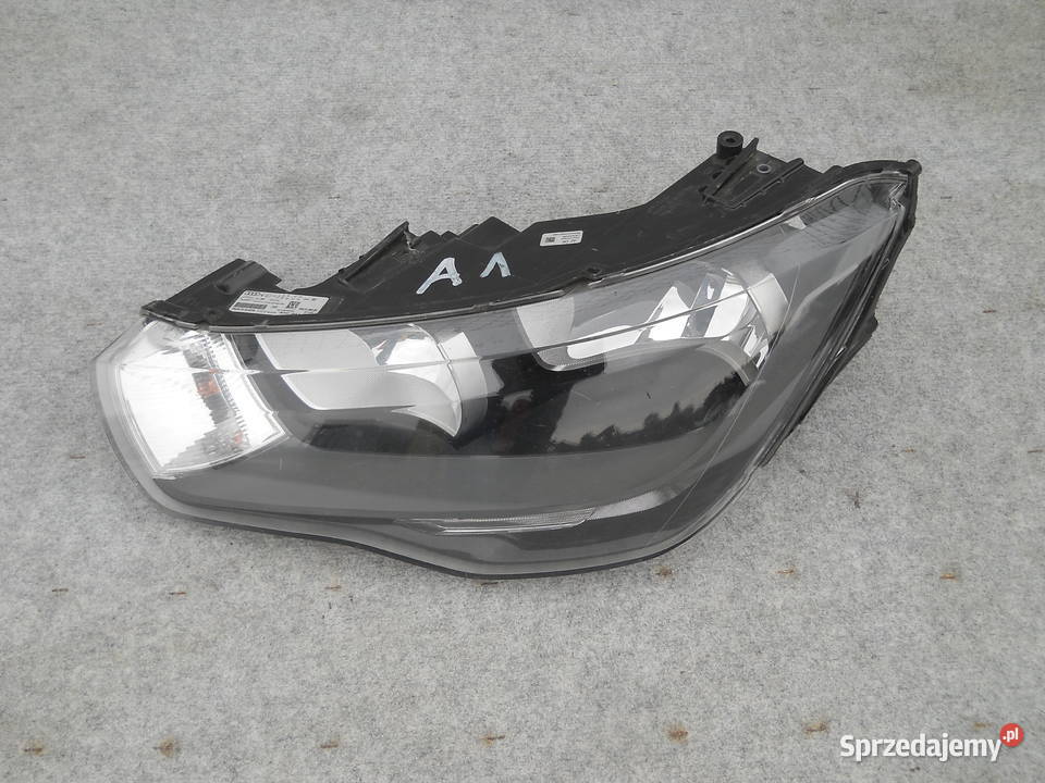 AUDI A1 8X0 LEWA PRZEDNIA LAMPA osobowe Części samochodowe dolnośląskie