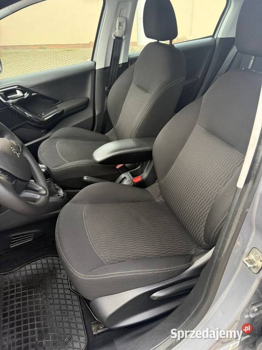 Peugeot 208 Lift 2019r Staniew