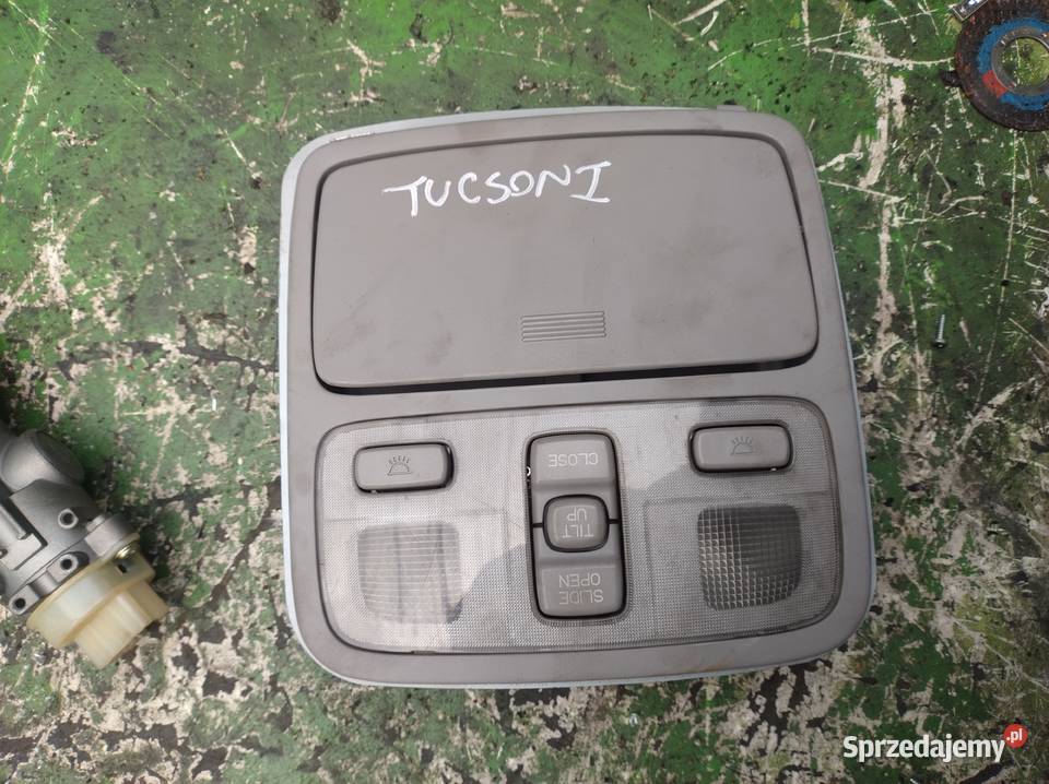 HYUNDAI TUCSON I lampka podsufitki