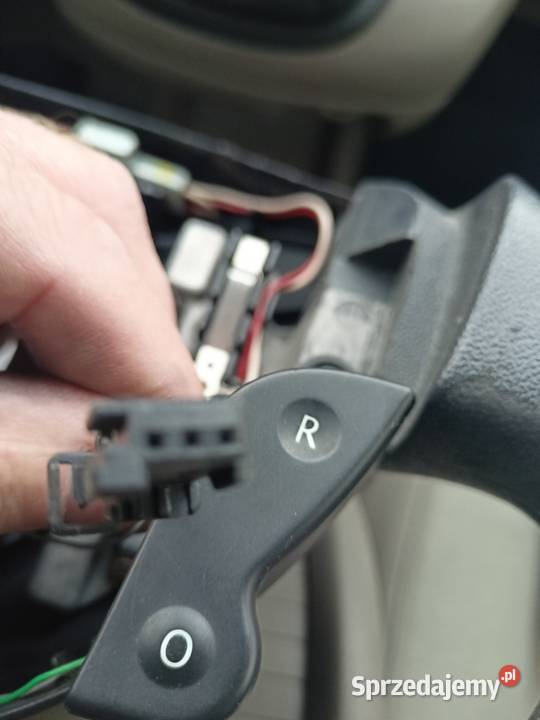 Włącznik tempomatu Renault Megane osobowe Ciechanów