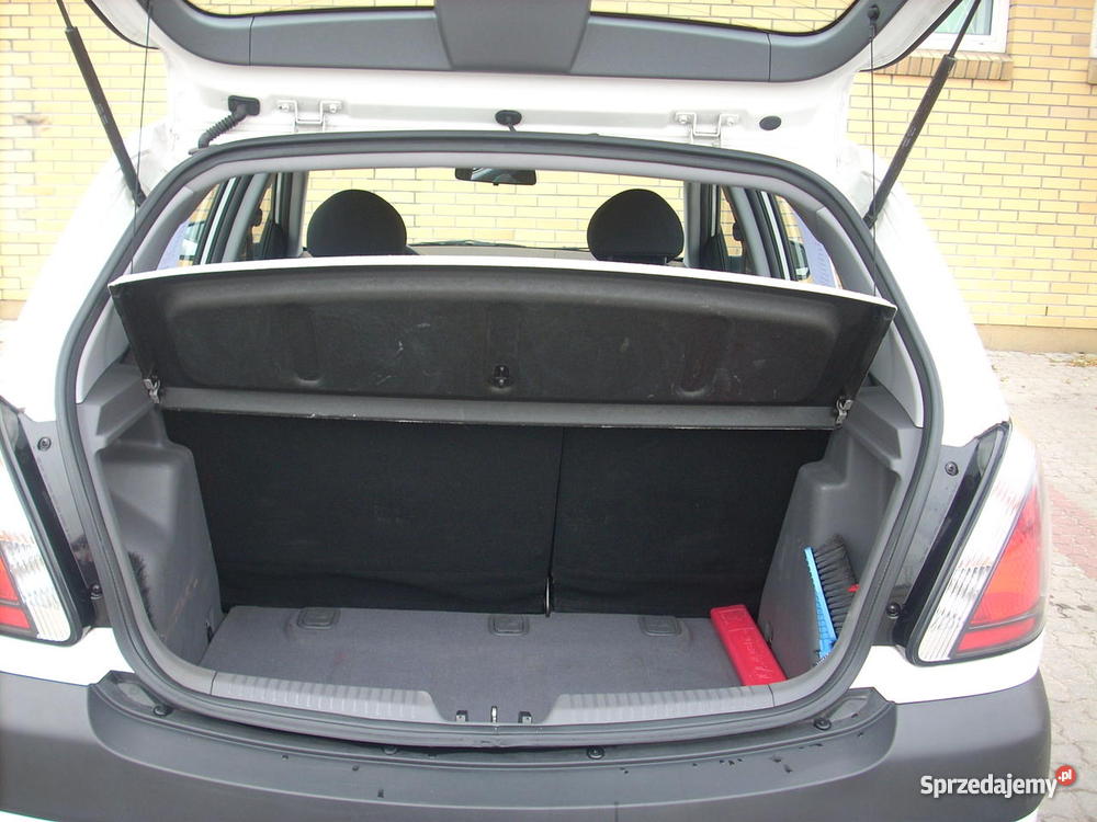 KIA RIO III 15 CRDI turbodisel 110 2005 rprzebie nawigacja Ciechanów