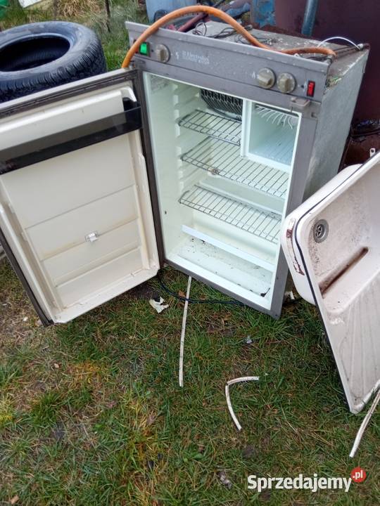Zderzak tylny I przedni do przyczepy kempingowej
