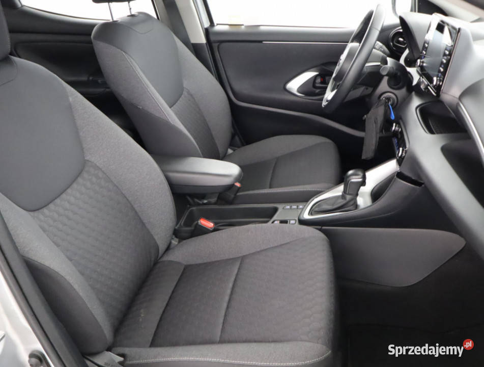 Toyota Yaris 15 VVTi Hybrid ABS Bielany Wrocławskie