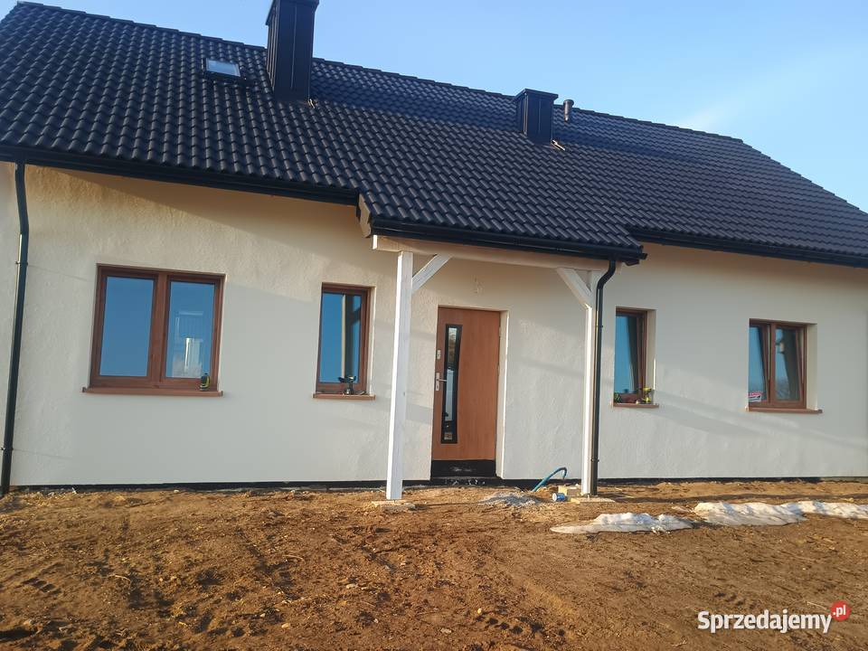 Dom Głobino Leśna Polana koło Słupska