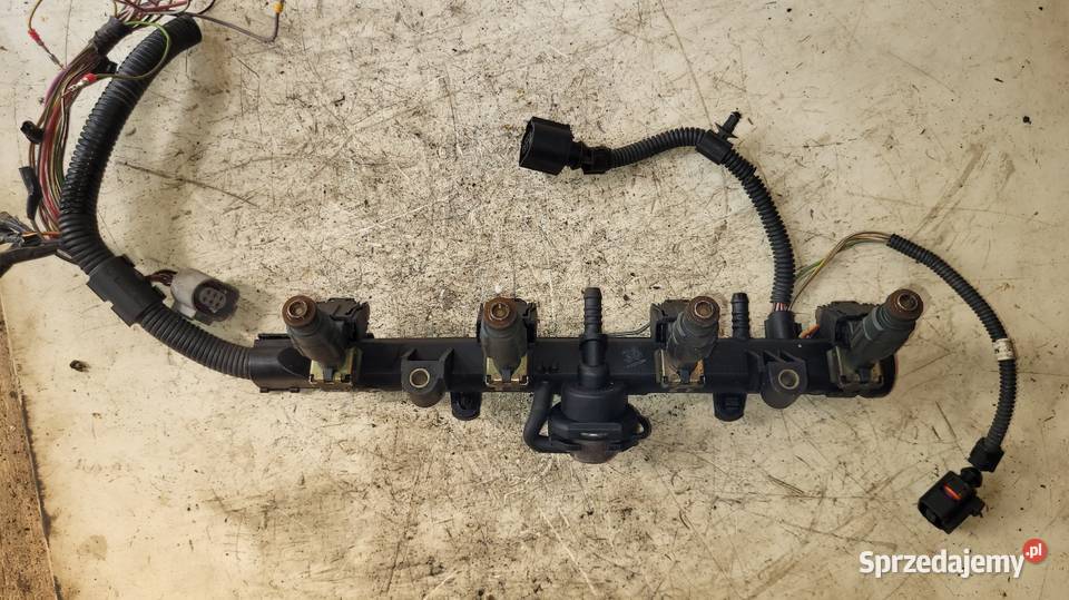 Listwa wtryskowa Volkswagen Polo 10 030133319 AA osobowe Łagów