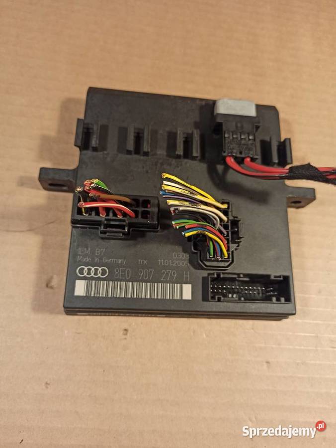 Audi a4 b7 19 BKE Moduł świateł 8E0907279H osobowe