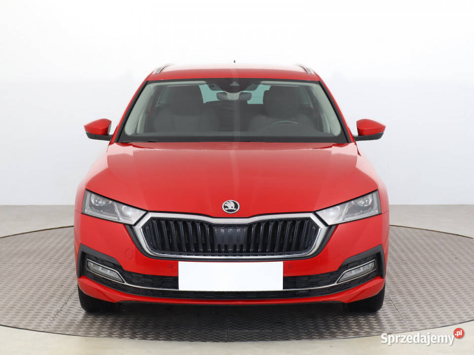 Skoda Octavia 15 TSI asystent pasa ruchu Bielany Wrocławskie