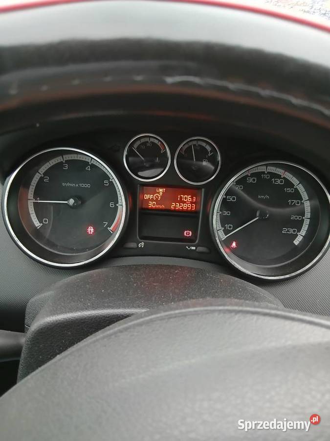 Uszkodzony Peugeot 308 benzyna