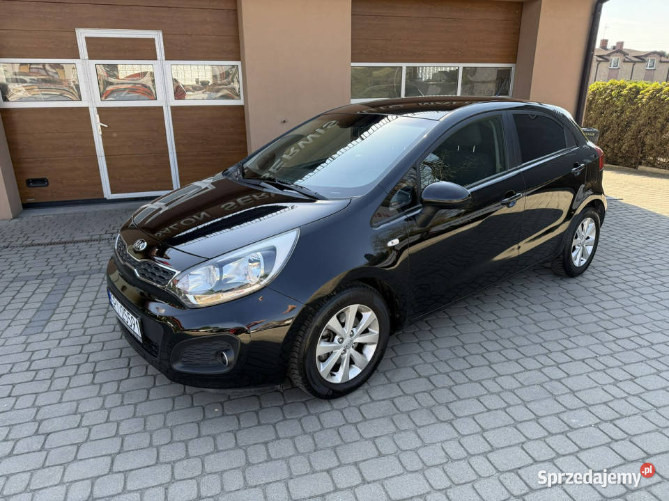 Kia Rio 12 85 Klimatronik III 2011 gniazdo USB Orzech