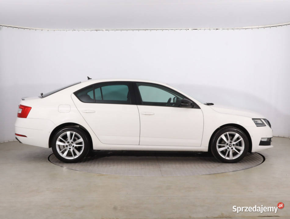 Skoda Octavia 15 TSI benzyna Piaseczno