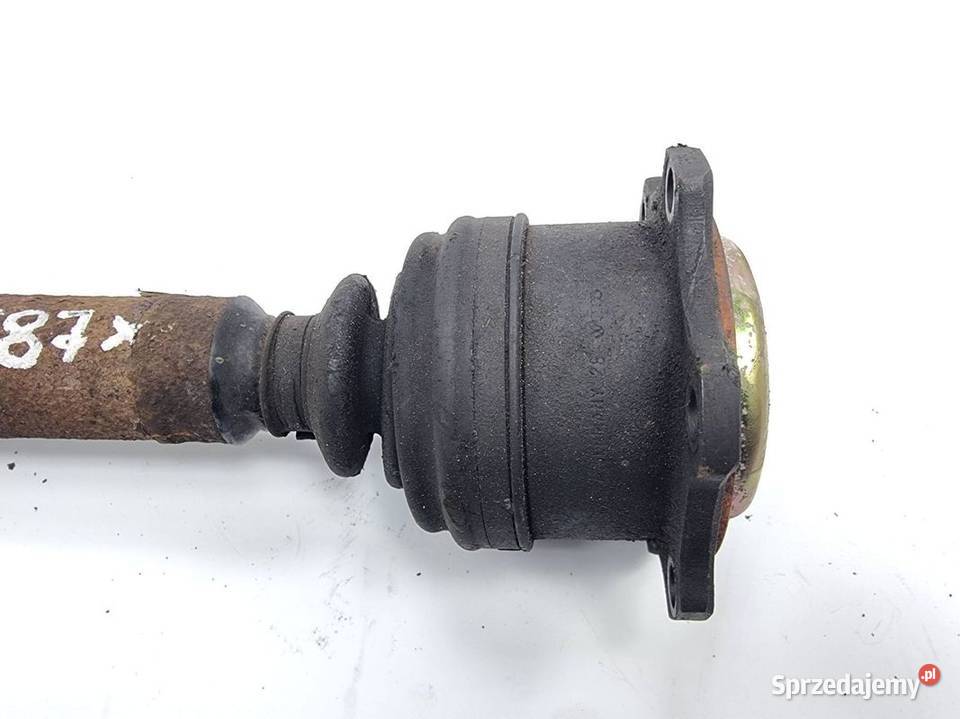 PÓŁOŚ LEWA PRZÓD VOLKSWAGEN PASSAT B5 osobowe Pozostałe