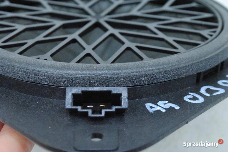 GŁOŚNIK PRAWY TYŁ AUDI A5 30TDI 240 A0110602 osobowe Sprzęt audio fabryczny