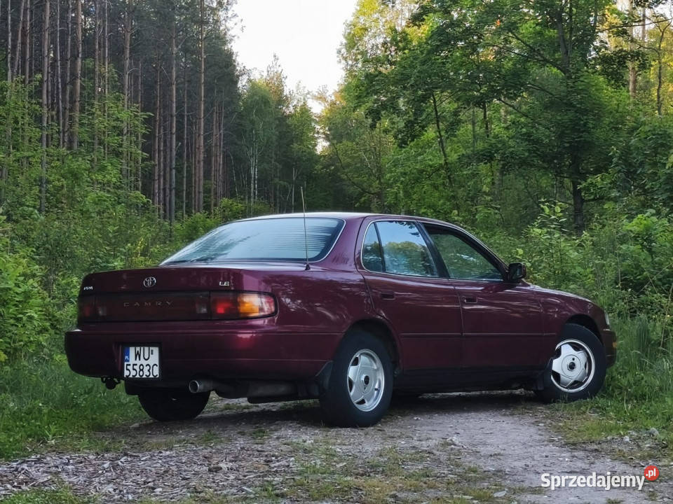 Toyota Camry 1992r 22 Gaz Automat Możliwa 2154cm3 Warszawa