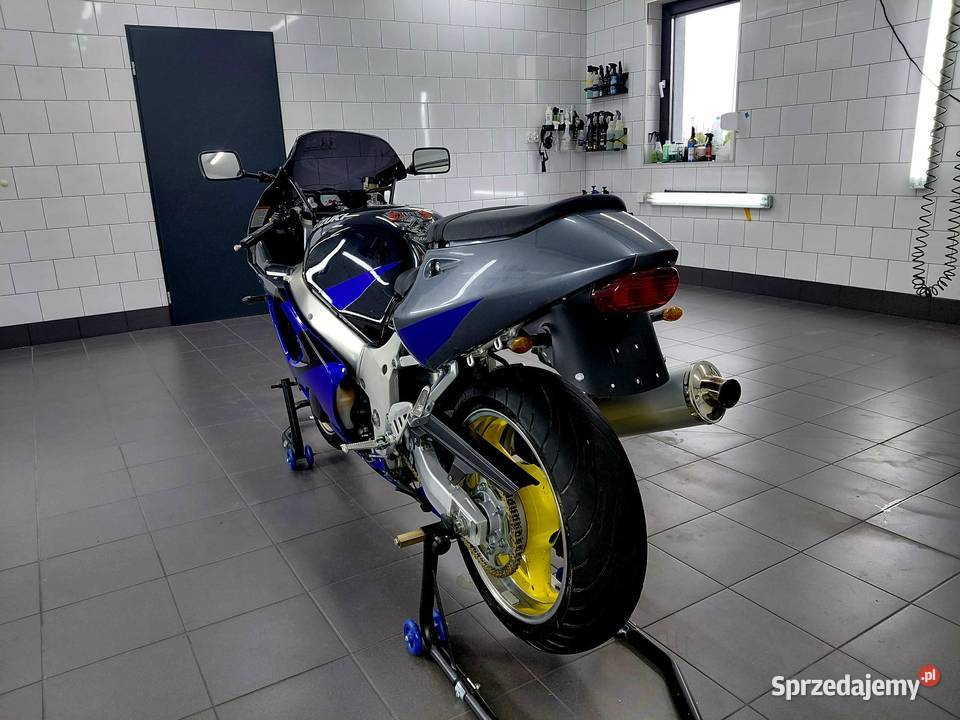 Suzuki gsxr 600 kolekcjonerski stan fioletowy łódzkie Łask