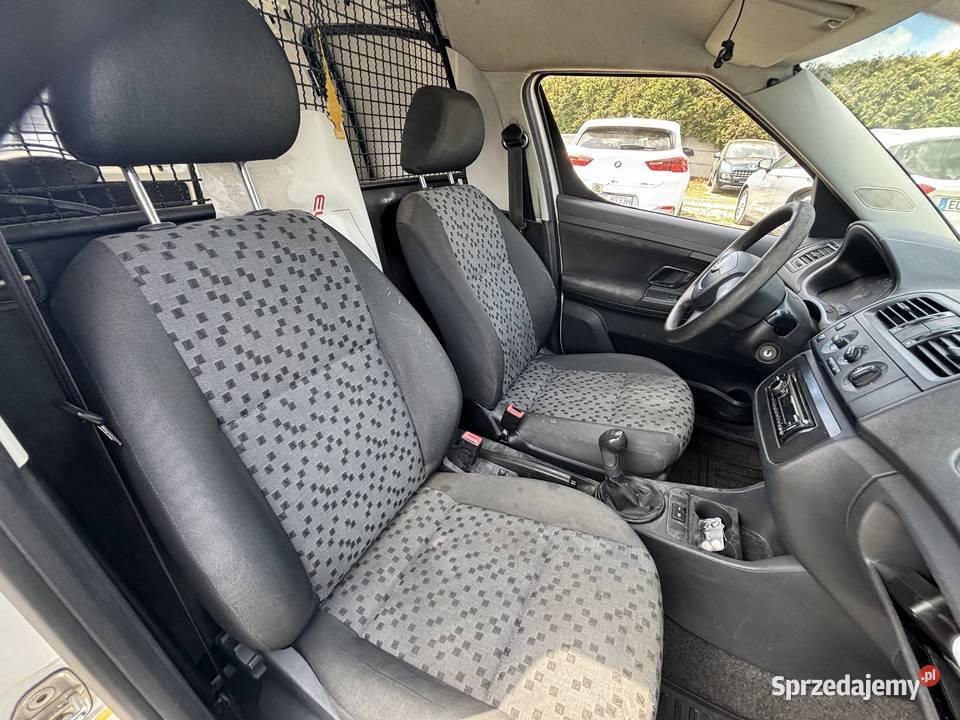 Skoda Praktik 2 os Van nieuszkodzony Paniówki