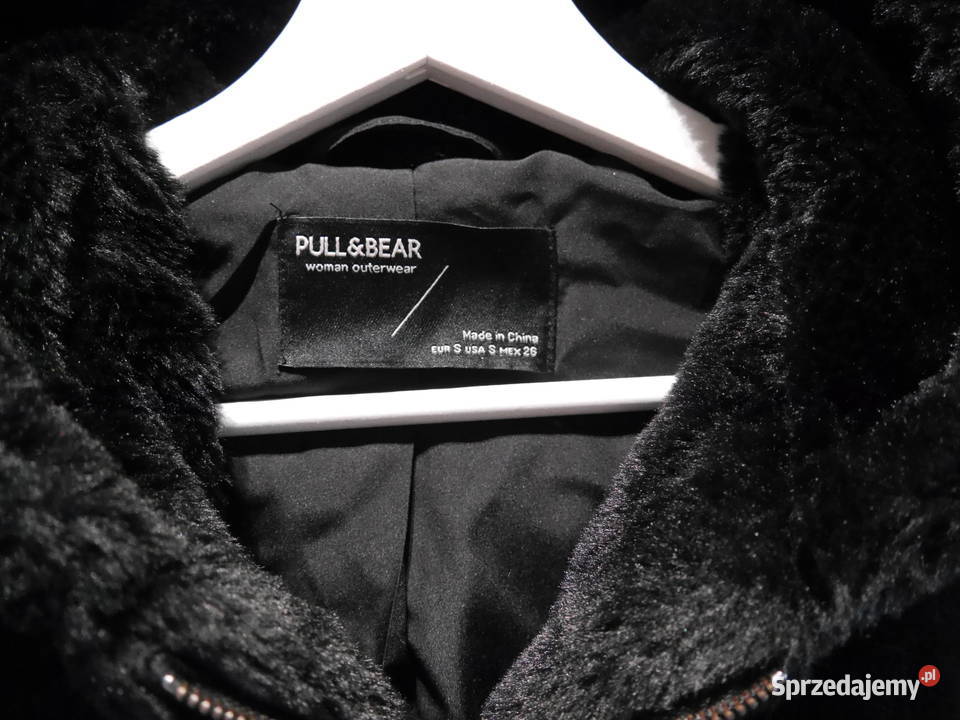 Pull Bear rewelacyjne krótkie futerko 36 S czarny Wrocław