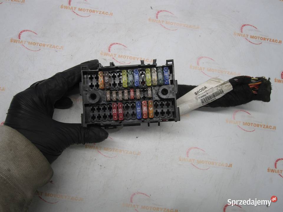 SKODA YETI 12r skrzynka bezpieczników 1K0937132F świętokrzyskie Kielce