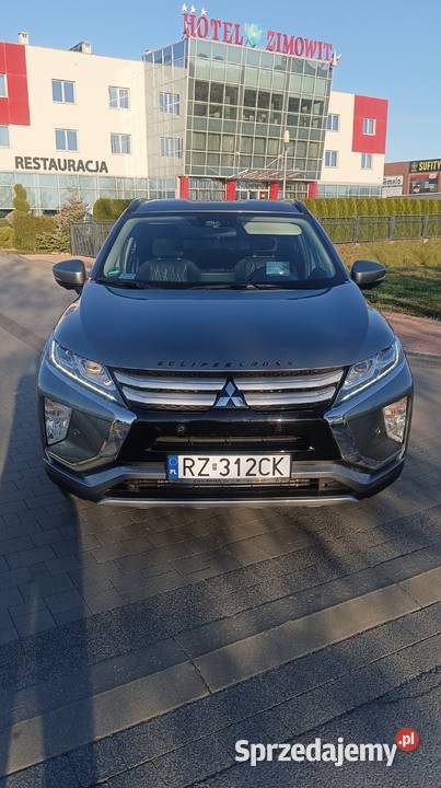 Mitsubishi Elipss Cross 15 benzyna Nawigacja Eclipse Cross podkarpackie Rzeszów sprzedam
