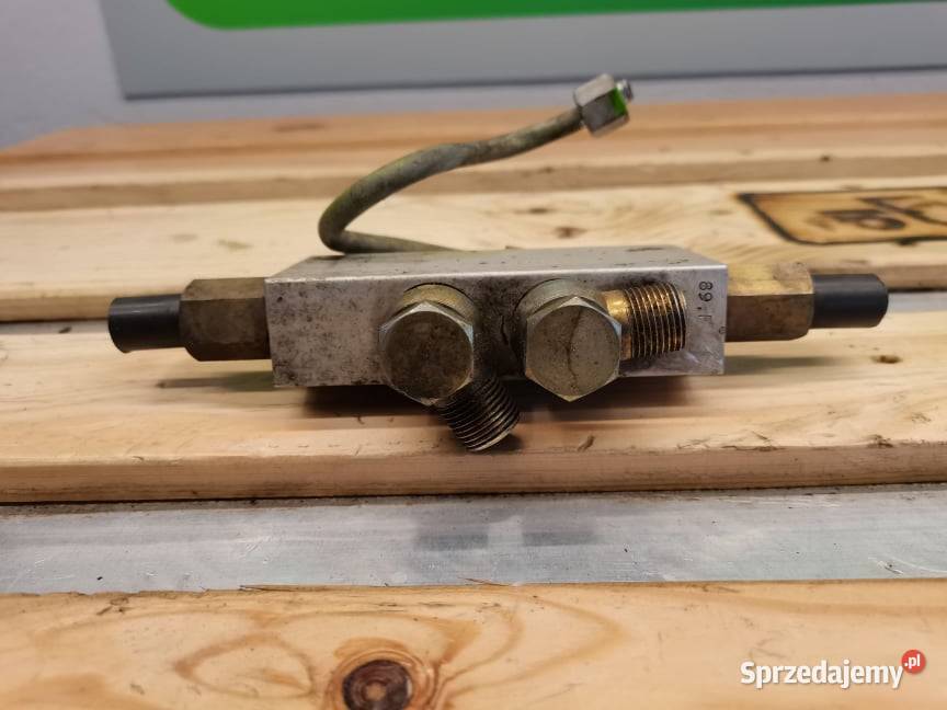 Zamek hydrauliczny Merlo P 256 TOP