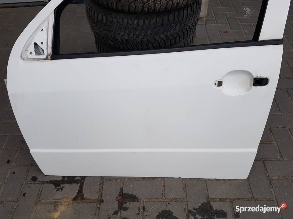 SKODA FABIA I DRZWI LEWE PRZOD Karoseria Turek