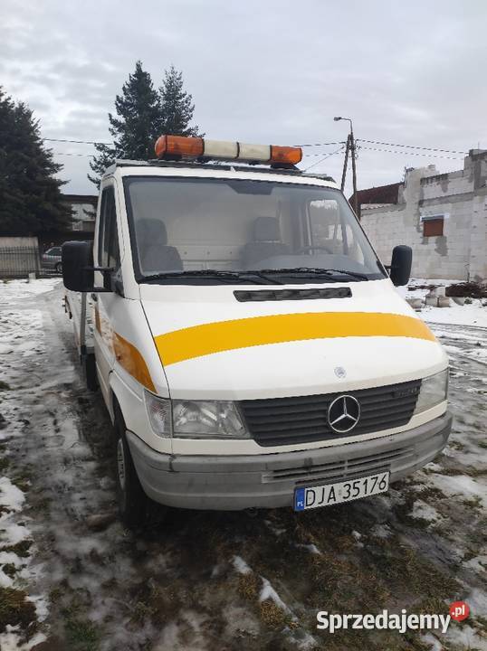 Pomoc drogowa holowanie samochodów transport Pomoc drogowa i holowanie Polkowice