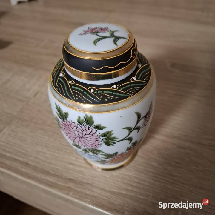 Chińska i japońska porcelana Lubin