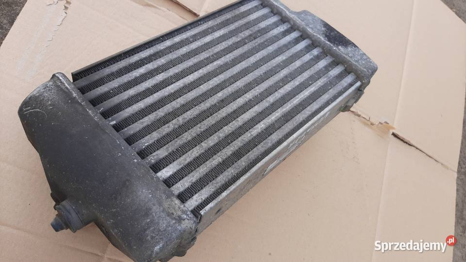chłodnica powietrza intercooler chrysler voyager osobowe Dębno