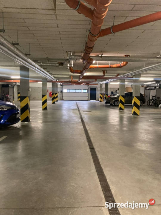 Teraz 11000 taniej Miejsce postojowe w garażowcu 18m2 Szczecin