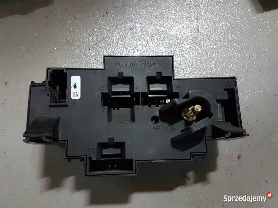 MERCEDES C KLASA W205 W222 MODUL BEZPIECZNIKOW