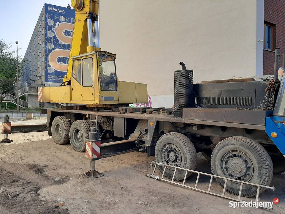 Dźwig kołowy Hydros Stalowa Wola ST35 Warszawa