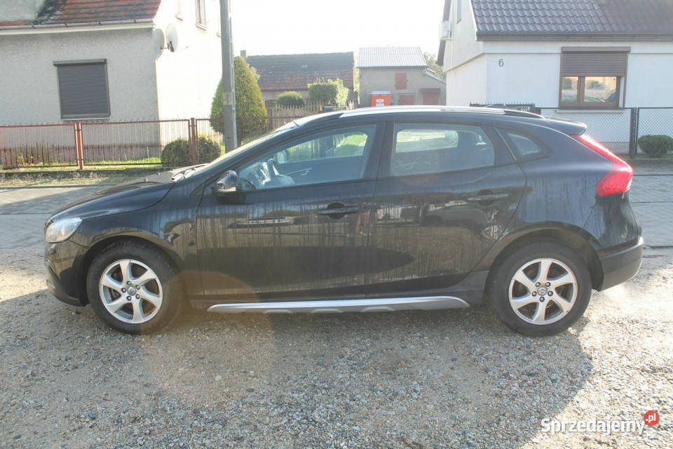 Volvo V40 II 2012