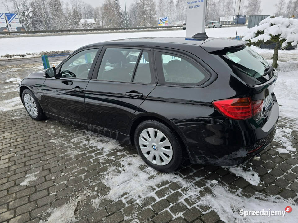 BMW 318 Bezwypadkowy F30F31 2012 Rok produkcji 2013 Ustroń sprzedam